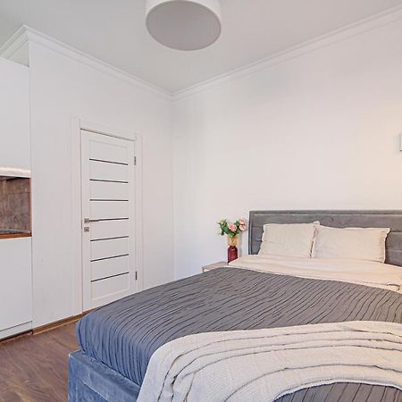 Welcoming Studio In Historic Vilnius With Free Parking By Urban Rent Exterior foto