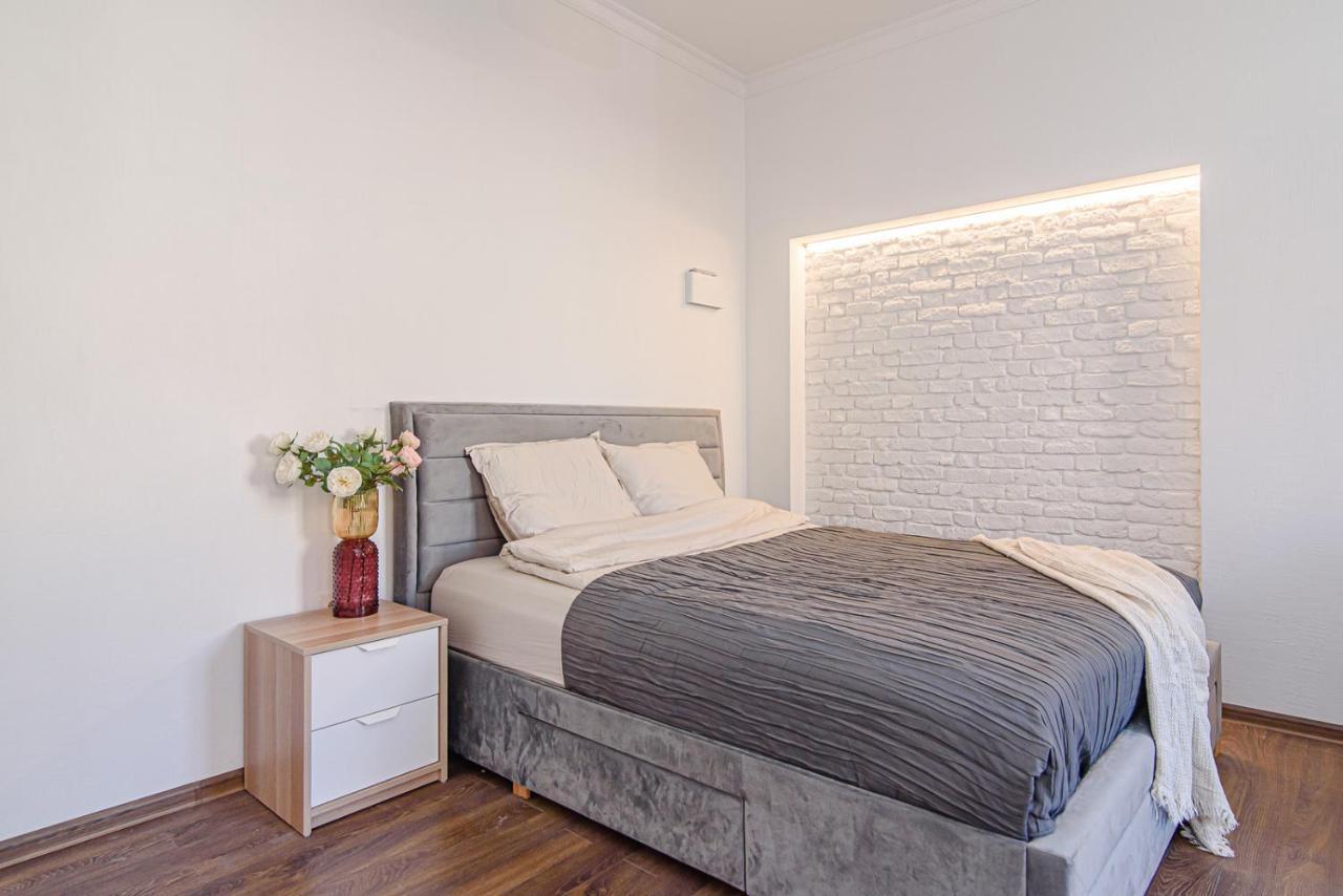 Welcoming Studio In Historic Vilnius With Free Parking By Urban Rent Exterior foto