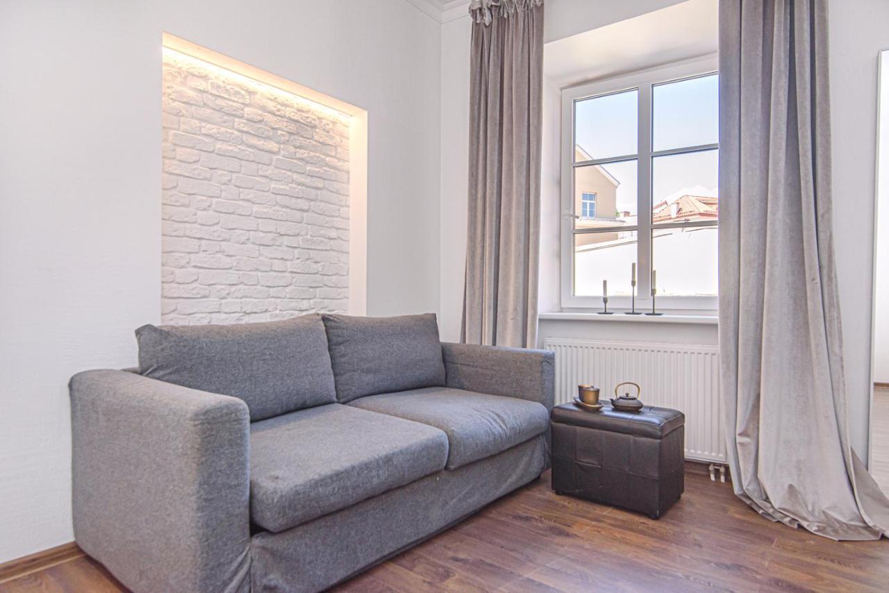 Welcoming Studio In Historic Vilnius With Free Parking By Urban Rent Exterior foto